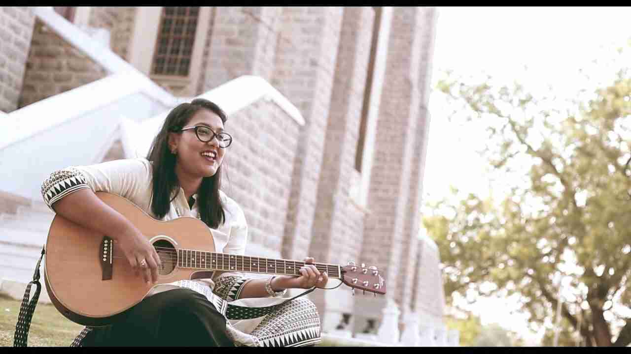 Aashish Tujhse Chahte Hai Lyrics | आशीष तुझसे चाहते है Jesus